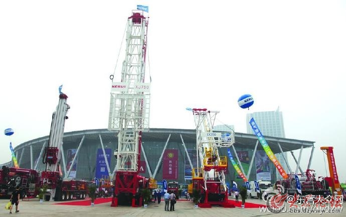 第九届中国(东营)石油装备展举办 全球379家企