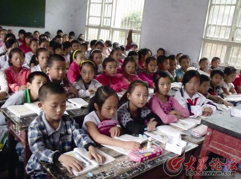 人口问题图片_上海外来人口教育问题