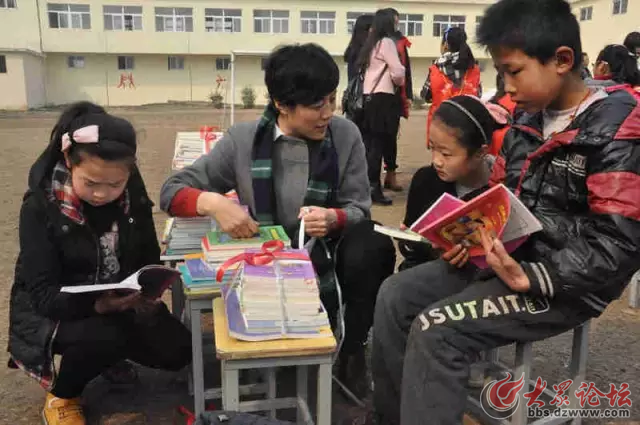 雷锋纪念日|枣庄新华书店鲁南书城关爱留守儿