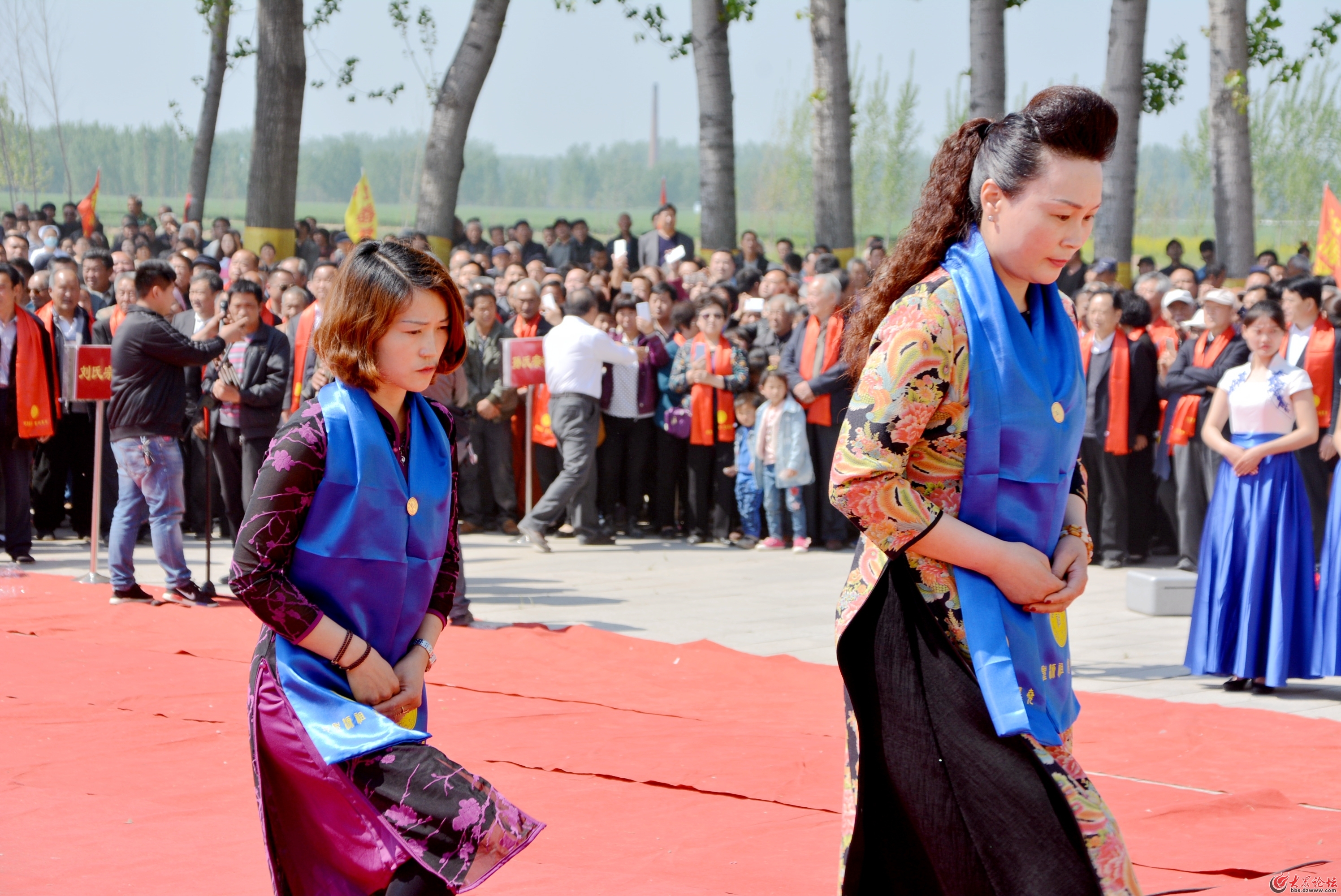4月22日,菏泽市牡丹区胡集镇举行全球尧舜公祭