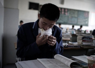 一名贫困尖子生的大学路