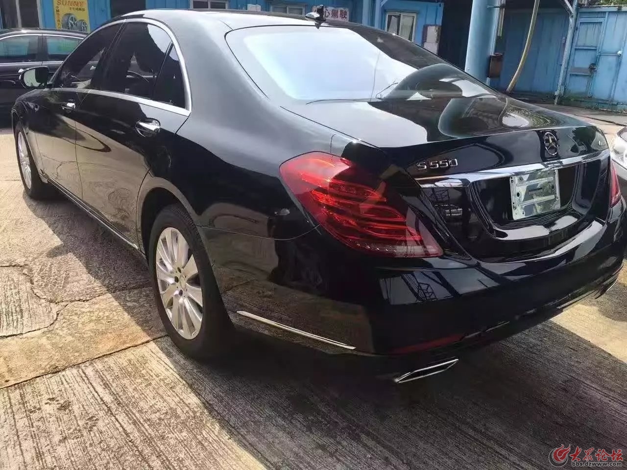 15年奔馳s550-4matic,黑色黑內 新車一樣